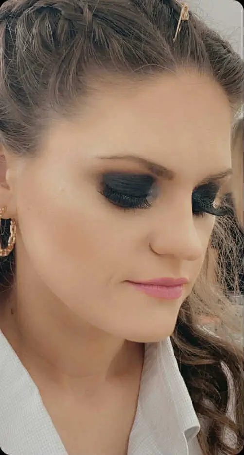 Make-up Zürich nach der Behandlung - Beauty Carousel Celikovic